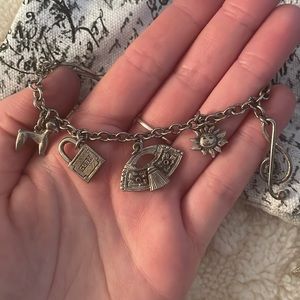 ✨3/25$ Vintage charm bracelet
